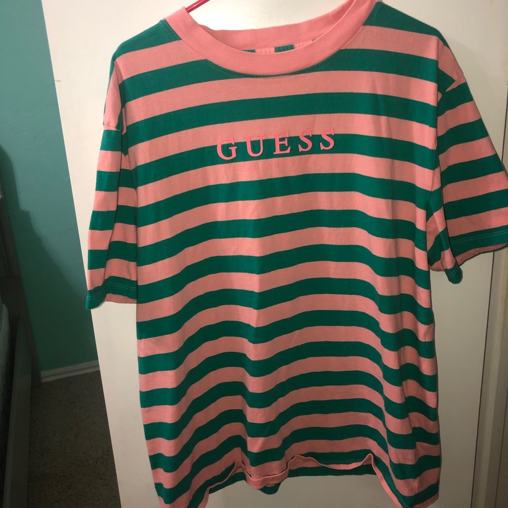 Guess tee shirt